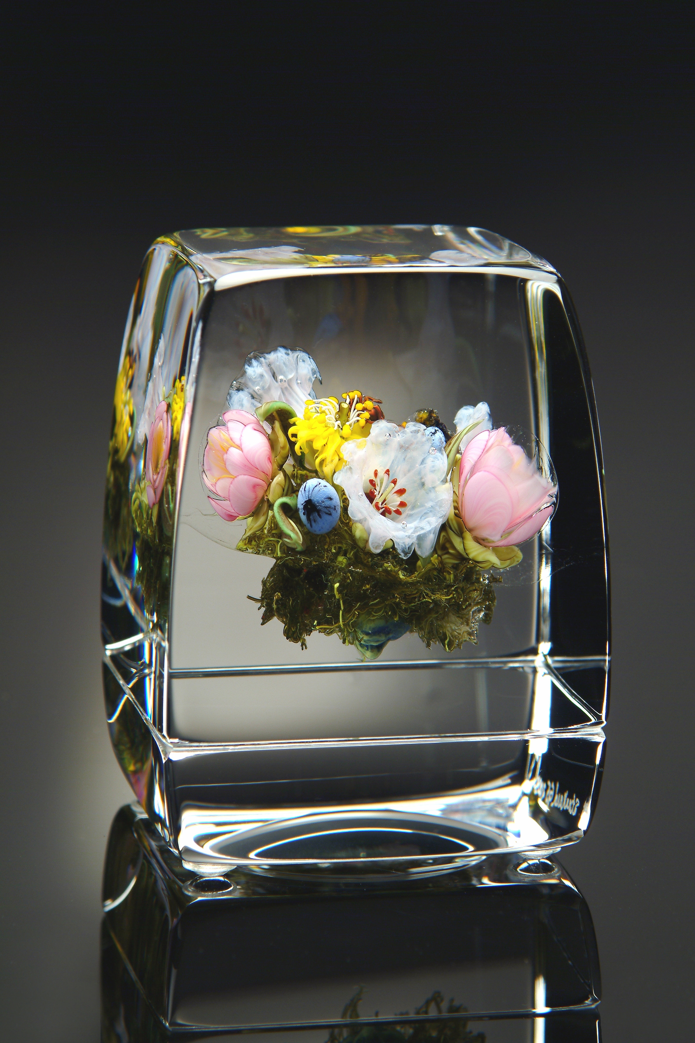 glass art, glass flowers — Paul J. Stankard